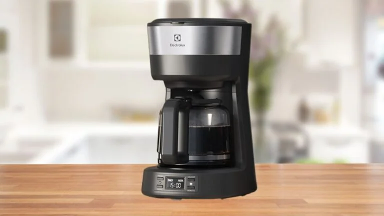 cafeteira eletrica electrolux ecm25