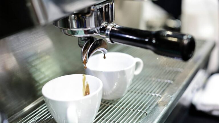 cafeteira expresso com vaporizador